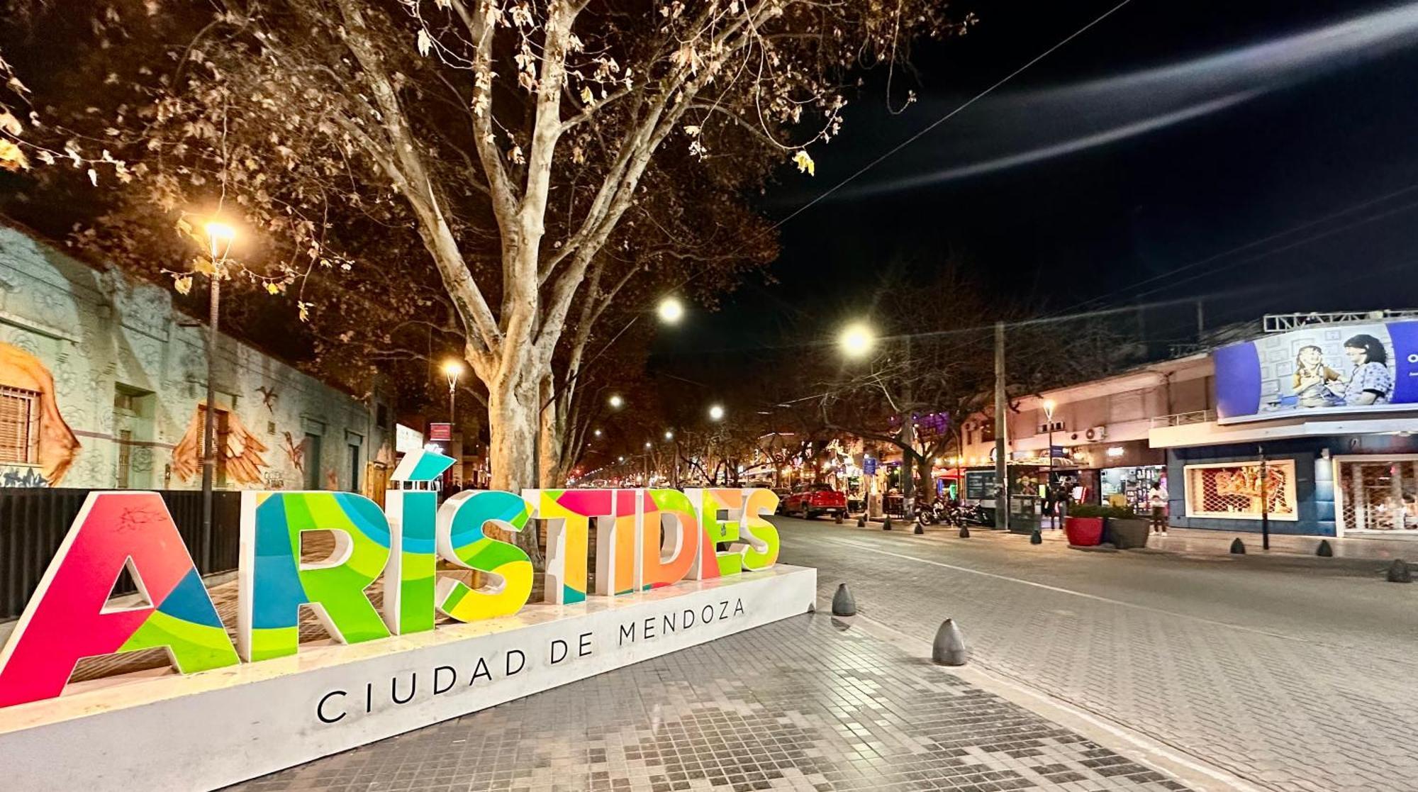 Departamento En Calle Aristides, Mejor Zona Turistica Μεντόζα Εξωτερικό φωτογραφία